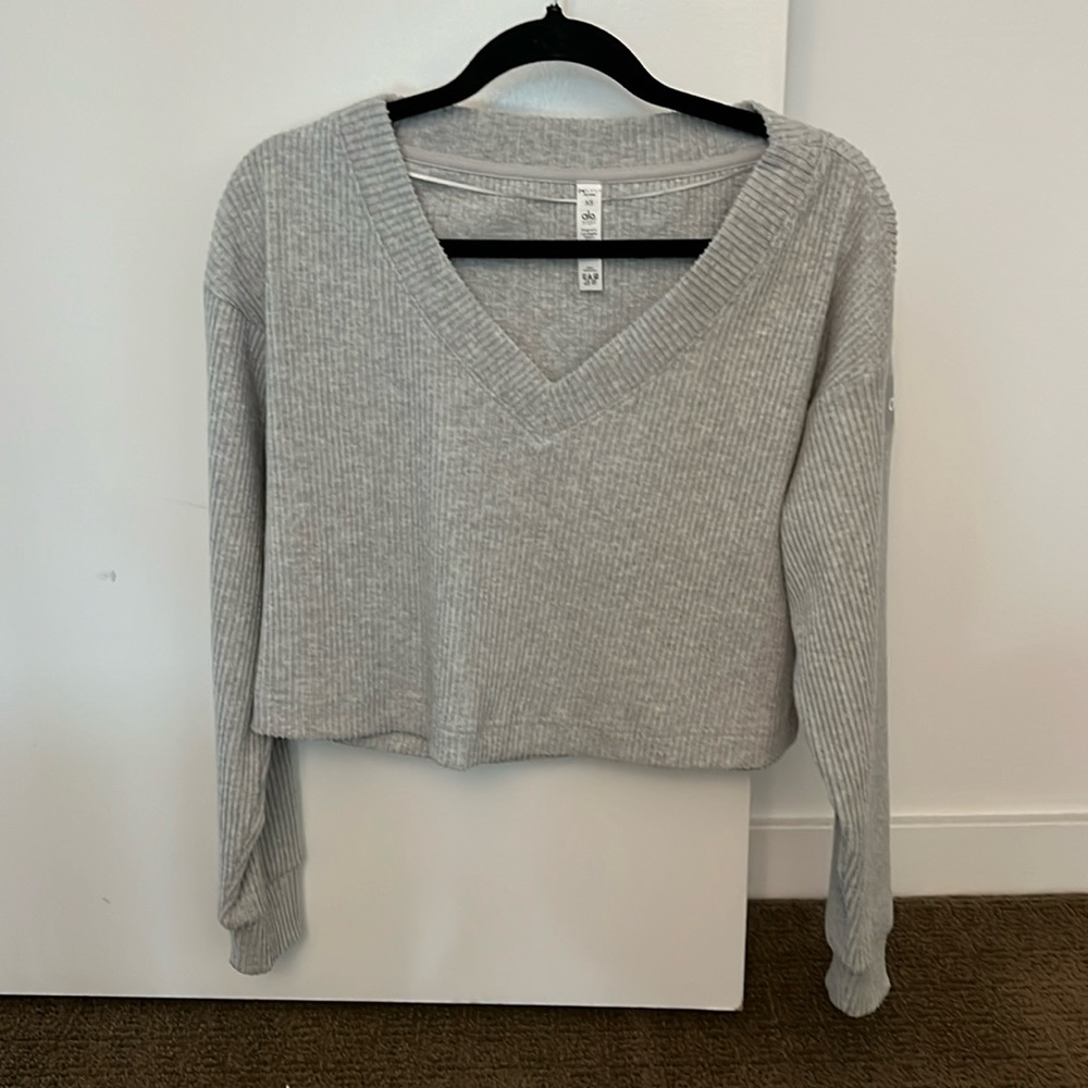 Alo Muse V-Neck Pullover